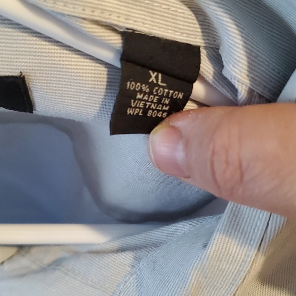 Alfani shirts 100% cotton size xl bottom style on the shoulder - Picture 6 of 6